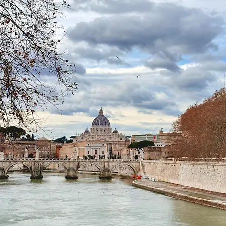 Fab Signature Stay, Rome Airport